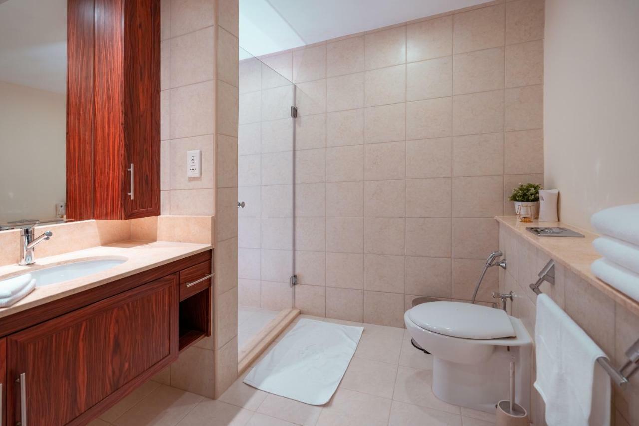 Elite Royal Apartment - Full Burj Khalifa & Fountain View - 2 Bedrooms And 1 Open Bedroom Without Partition Дубай Екстериор снимка